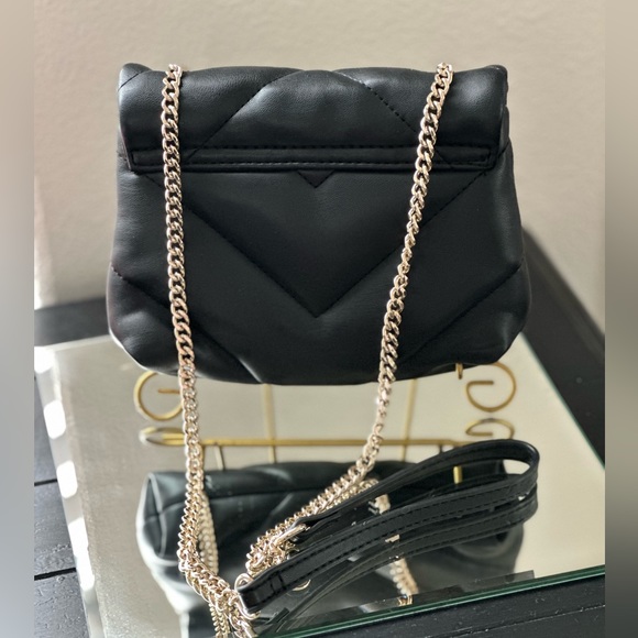 Zara Petite Quilted Handbag in Black with Gold Chain, New without tags - Picture 2 of 7